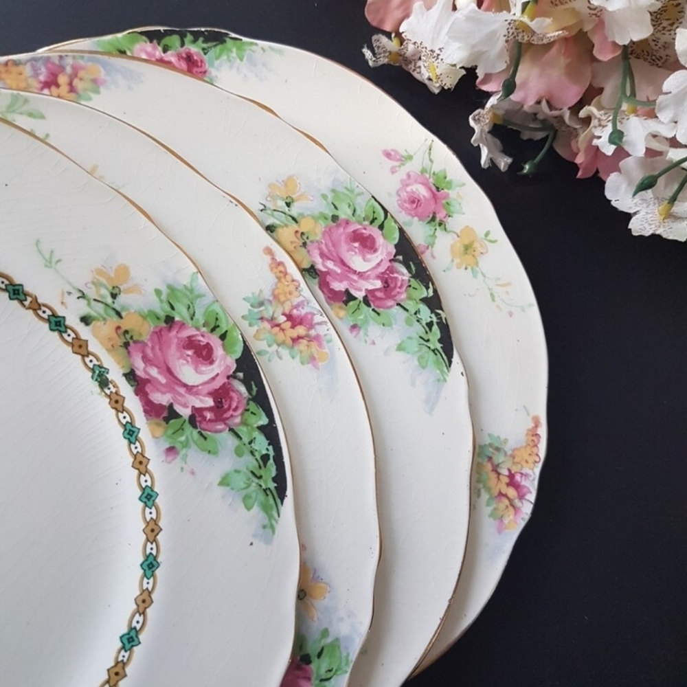 4 Royal Winton Grimwades Dessert Plates Set: Pink Cabbage Roses, 1930s